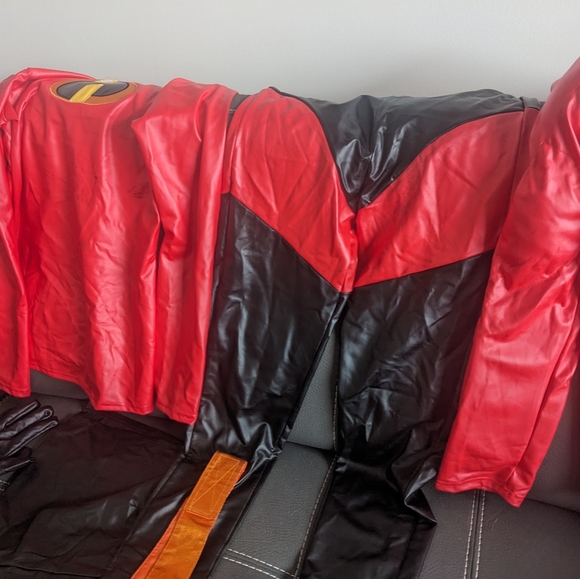 Halloween costumes Incredibles family of 4 - Picture 8 of 10